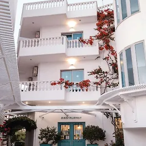 Harmony 4*, Саранда Албания
