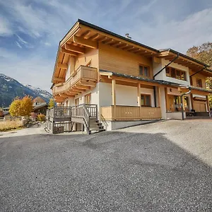 Hollandia Apartment Saalbach